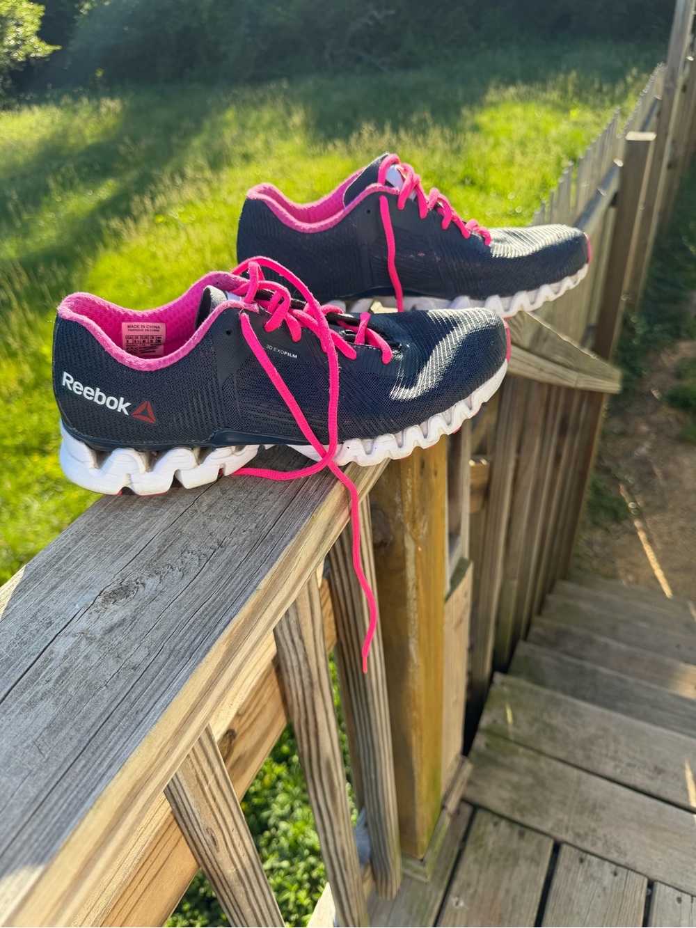 Reebok ZigTech Women’s Running Sneakers | Size 9 |